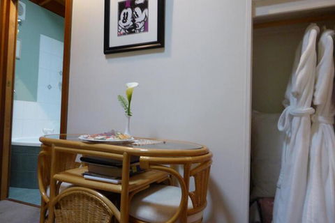 Aldgate Lodge Bed & Breakfast - Brisbane Tourism 2