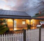 Rawsons Retreat Five Bedroom Home Walk CBD Includes Breakfast - Brisbane Tourism