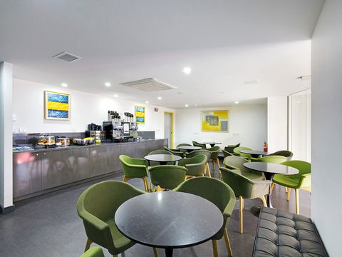 ValueSuites Green Square - Brisbane 4u 5