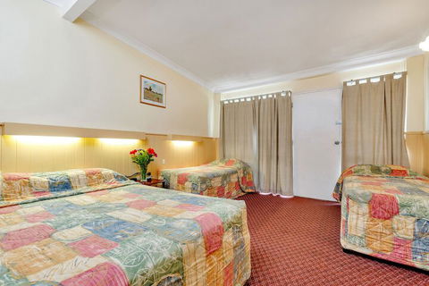 MAS Country Jackie Howe Motel - Tourism Brisbane 6