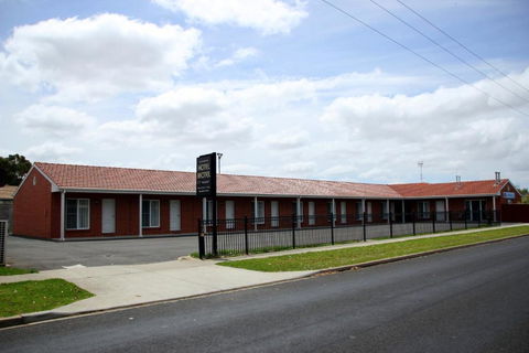 Allansford Hotel Motel - Tourism Brisbane 2