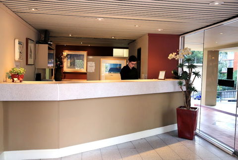 Twin Towers Inn - Brisbane Tourism 5