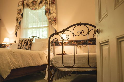 Plynlimmon The Heritage Cottage At Kurrajong - Tourism Brisbane 6