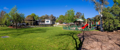 Albury Gardens Tourist Park - Tourism Brisbane 6