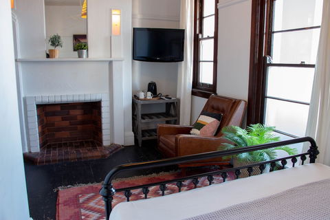 Charing Cross Hotel - Brisbane Tourism 3