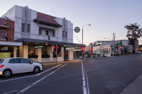Charing Cross Hotel - Brisbane Tourism 0