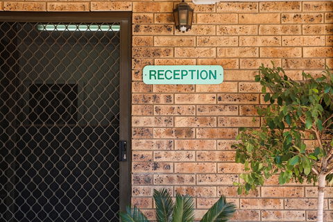Clermont Country Motor Inn - Tourism Brisbane 0