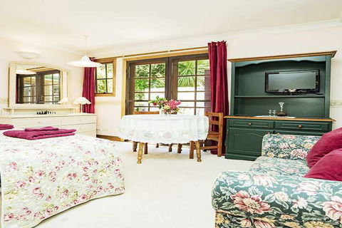 Kalimna Spa Room - Tourism Brisbane 4