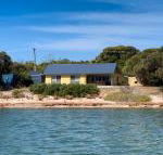 The Beach House - Brisbane 4u