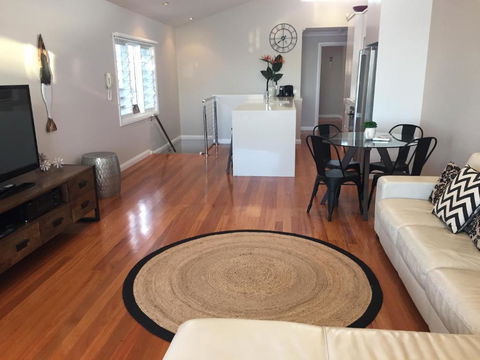 Waterfront Dream Vincentia - Tourism Brisbane 1