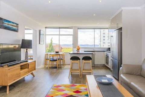 Scarletts By Salamanca - Tourism Brisbane 0