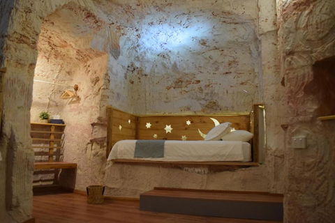 Dug Out B & B Apartments - Tourism Brisbane 6