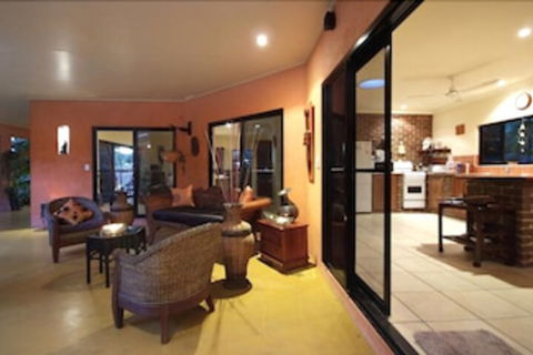 Hacienda Cooya Beach - Brisbane Tourism 4