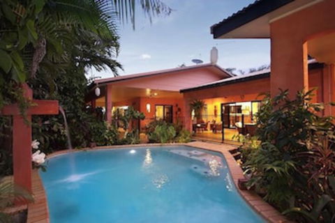 Hacienda Cooya Beach - Brisbane Tourism 0