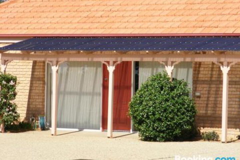 Fairways Bed & Breakfast At Jerilderie - Tourism Brisbane 2