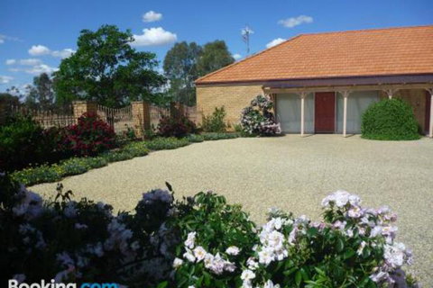 Fairways Bed & Breakfast At Jerilderie - Tourism Brisbane 0