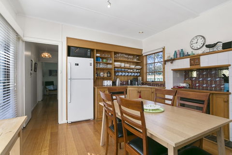 Bay Cottage - Tourism Brisbane 0