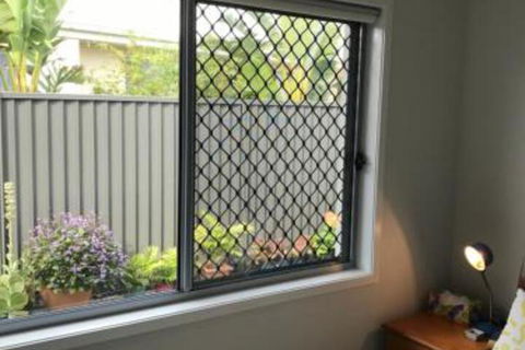 M & Ts Waterfront Bed & Breakfast - Tourism Brisbane 4