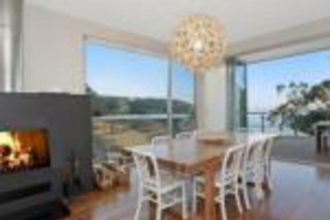 Coastal Break - Tourism Brisbane 0