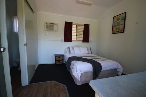 Silver Wattle Caravan Park - Brisbane Tourism 0