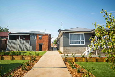 Kirsten Accommodation Parkes - Tourism Brisbane 2