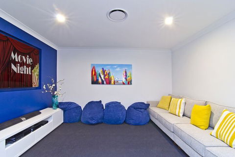 Sentosa At Tugun Beachfront Holiday Home - Tourism Brisbane 2