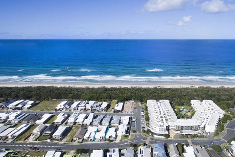 Luxe House Tweed Coast Holidays Ã‚ - Tourism Brisbane 1
