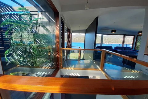 Amazing Unique Five-Star Waterfront Retreat - Tourism Brisbane 2