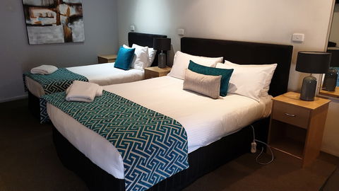 Tenterfield Tavern And Motor Inn - Brisbane Tourism 1