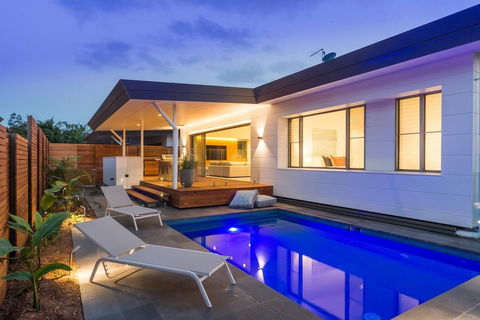 Kaylani Beach Houses - Tourism Brisbane 1