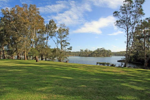 Beach Shack On The Lagoon - Tourism Brisbane 3