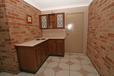 Hill Top Water & Bush Views - Tourism Brisbane 3