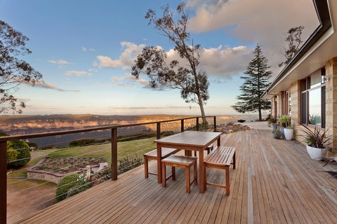 Shirri Mirri - Tourism Brisbane 0