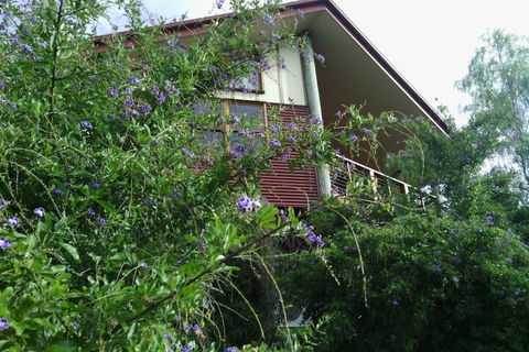 R On The Downs BnB & Spa Cottages - Brisbane Tourism 5