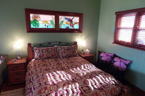 R On The Downs BnB & Spa Cottages - Brisbane Tourism 6