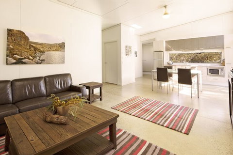 Ecocrackenback 12 'Sustainable Chalet Close To The Slopes.' - Brisbane Tourism 5