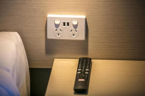 Nightcap At The Cheeky Squire - Tourism Brisbane 3