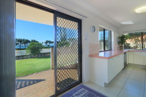 Acacia Kingscliff Town Holiday Apartment - Tourism Brisbane 6