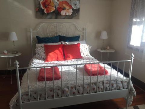 Art Deco Cottage - Tourism Brisbane 3