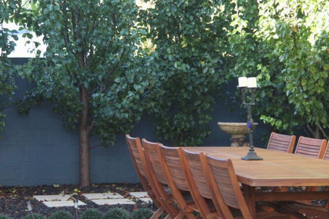 BEL MIREN ESSINGTON - Brisbane 4u 1