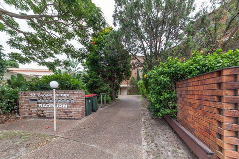 Radburn Unit 3 17 Ondine Close - Brisbane 4u 1