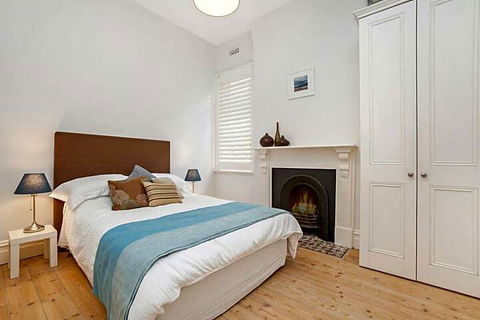 Stylish Manly Beach House Moments From Beach - Tourism Brisbane 4