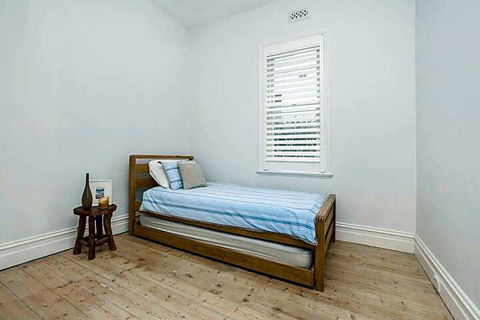 Stylish Manly Beach House Moments From Beach - Tourism Brisbane 6