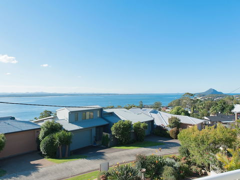 Grand View At Nelson Bay - Tourism Brisbane 0