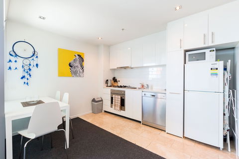 ALLINDA, 1BDR Melbourne Apartment - Tourism Brisbane 1