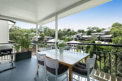 Tallywood 2 Bedroom - Tourism Brisbane 0