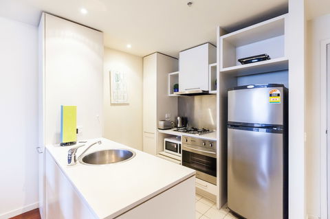 WESLEY, 2BDR Carlton Apartment - Tourism Brisbane 4