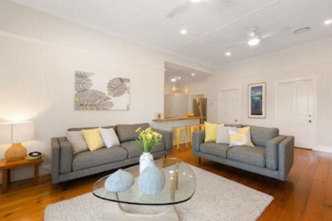 Tallywood 4 Bedroom - Tourism Brisbane 2