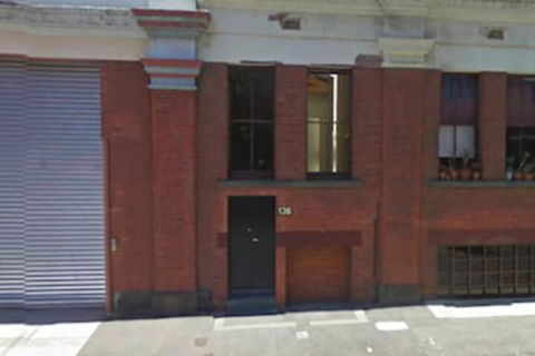 MONIKA, 1BDR Collingwood Apartment - Brisbane 4u 0