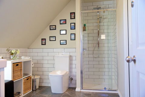 Stone & Straw Retreat - Tourism Brisbane 7